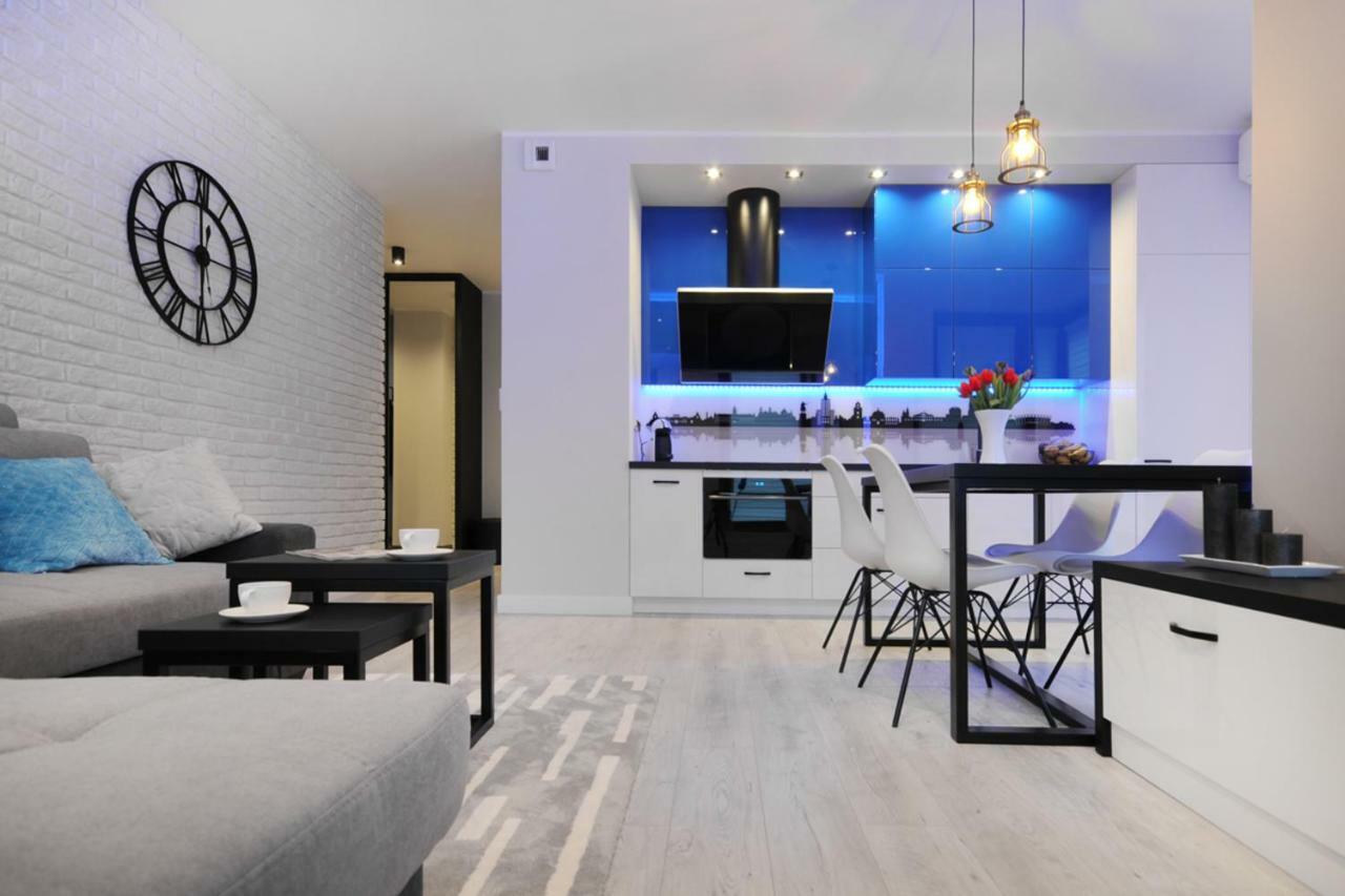 Bulwary Wislane P&O Serviced Apartments With Ac Varsóvia Exterior foto